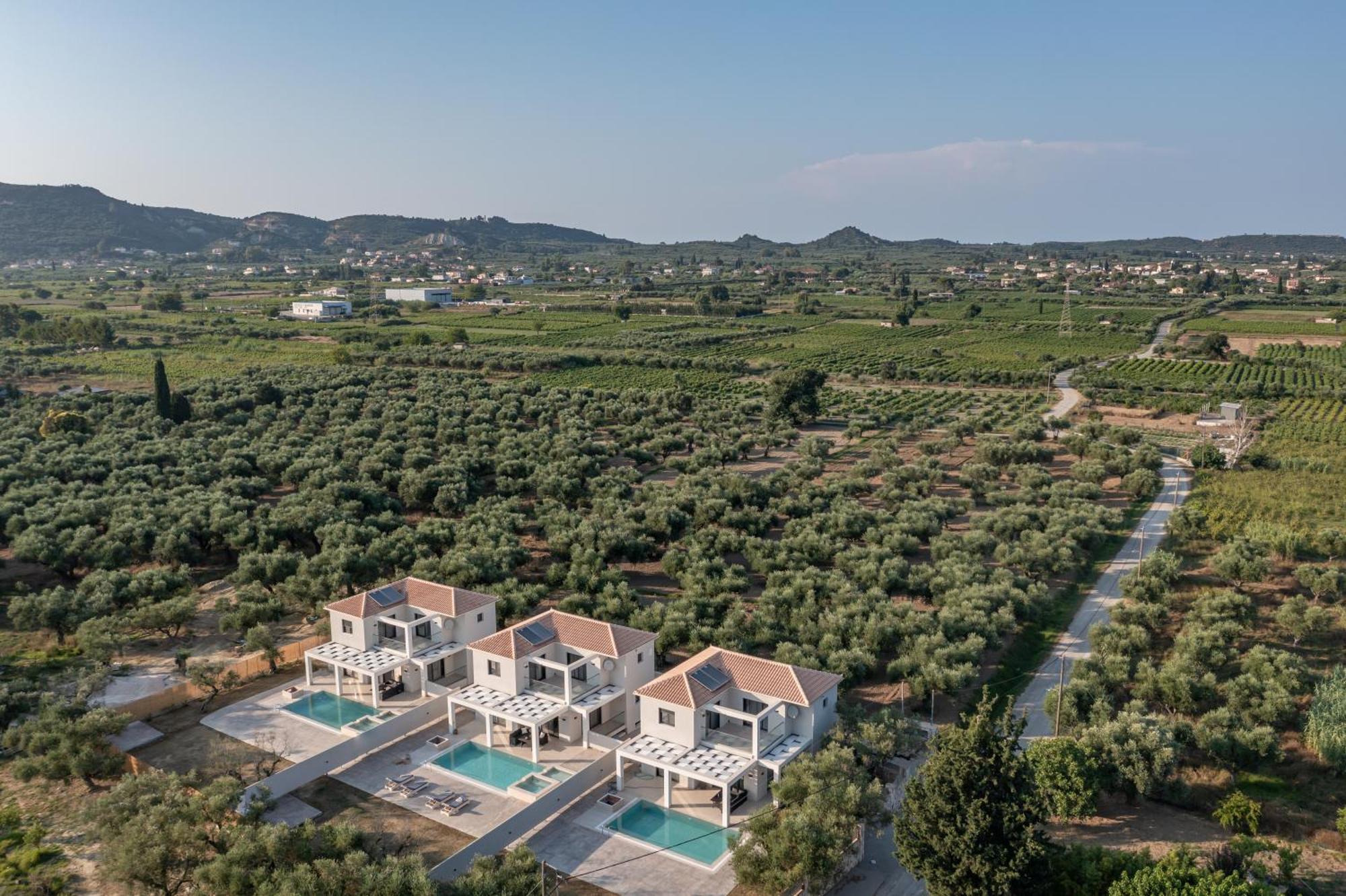 Ionian Escape * Agios Kirikos (Zakynthos)